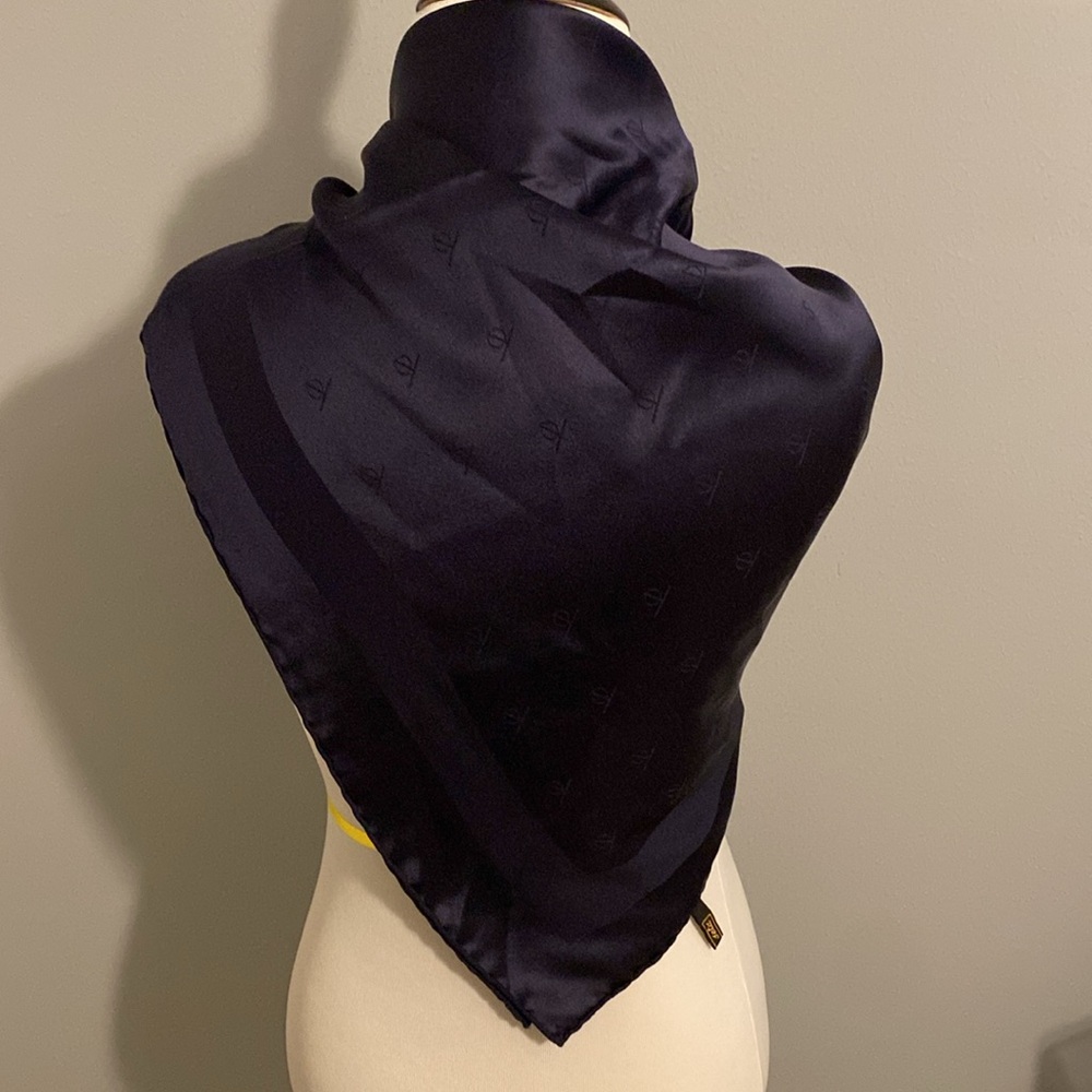 Baume & Mercier silk scarf - Picture 2 of 6